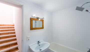resa estates ibiza for sale house  ses salines 2022 finca bathroom 2.jpg